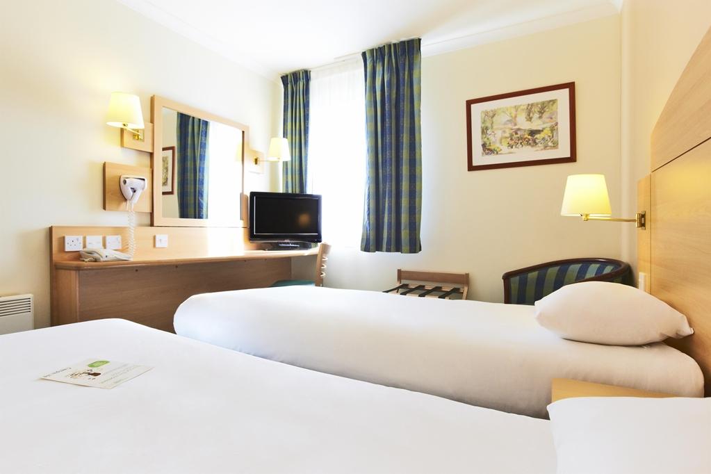 Campanile Hotel Glasgow Secc Hydro Room photo